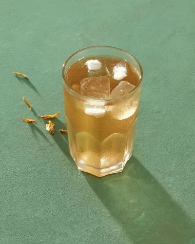 Puhdistamo Natural energy 330ml zöld alma ízű természetes energiaital DRS