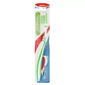 Aquafresh fogkefe In-Between Clean Med.